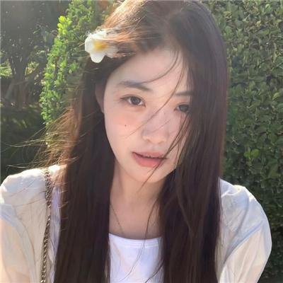 5个吓鬼的少年